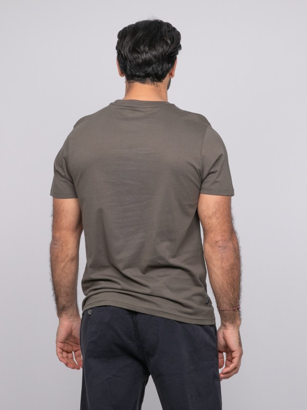 T-shirt manches courtes...