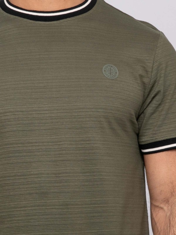 T-shirt manches courtes...