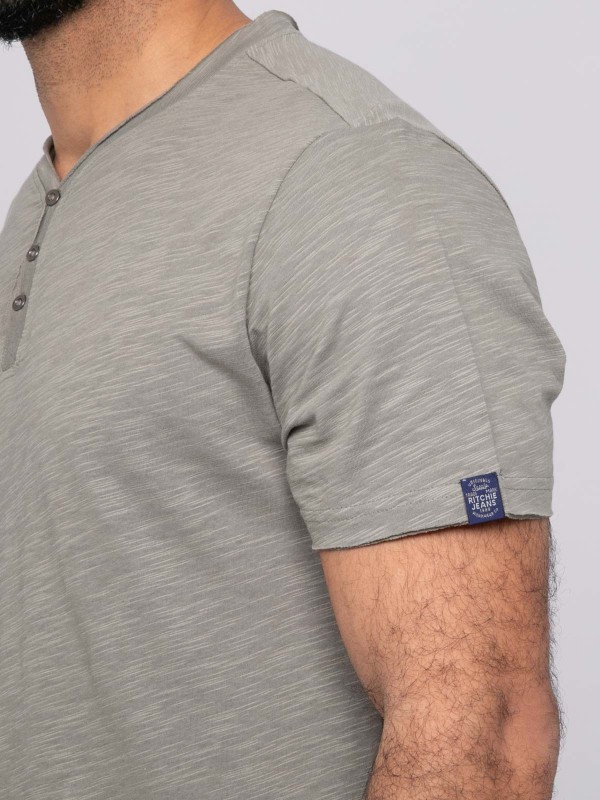 T-shirt manches courtes...