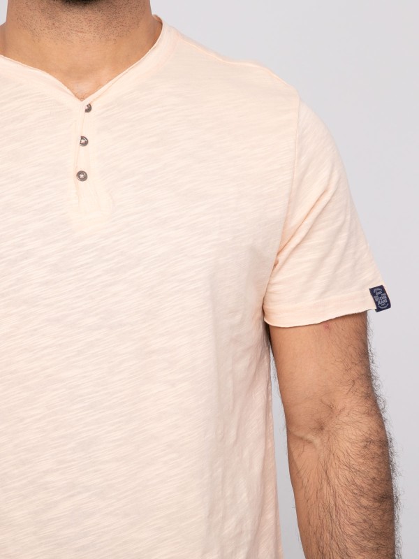 T-shirt manches courtes...