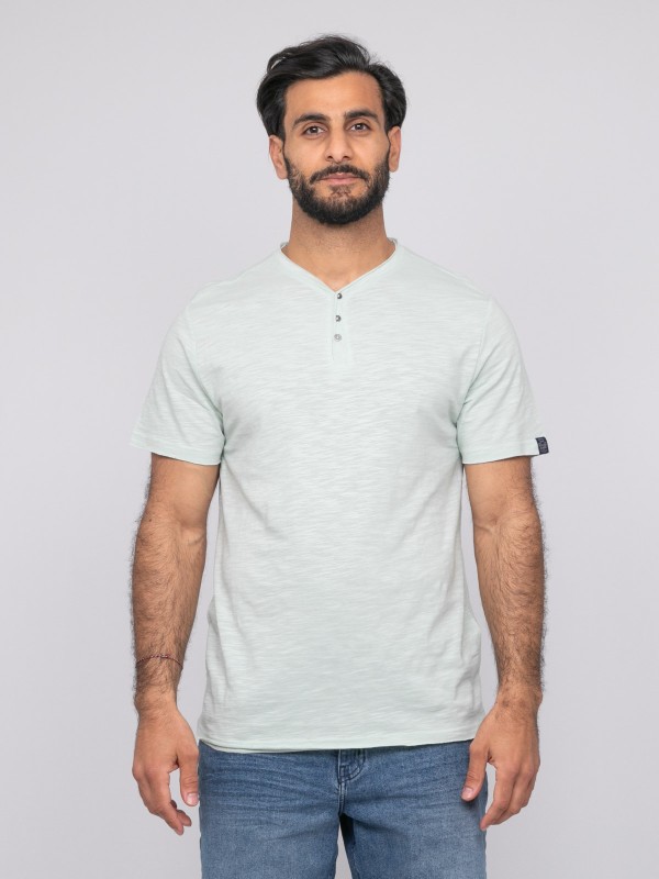 T-shirt manches courtes...