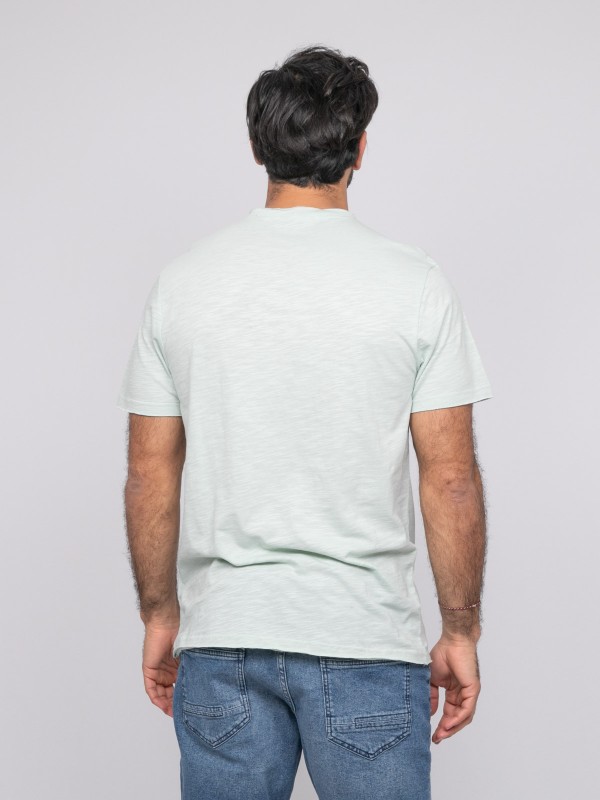 T-shirt manches courtes...