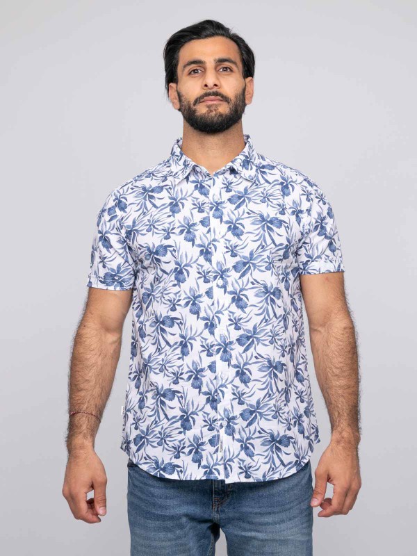 Chemise manches courtes...