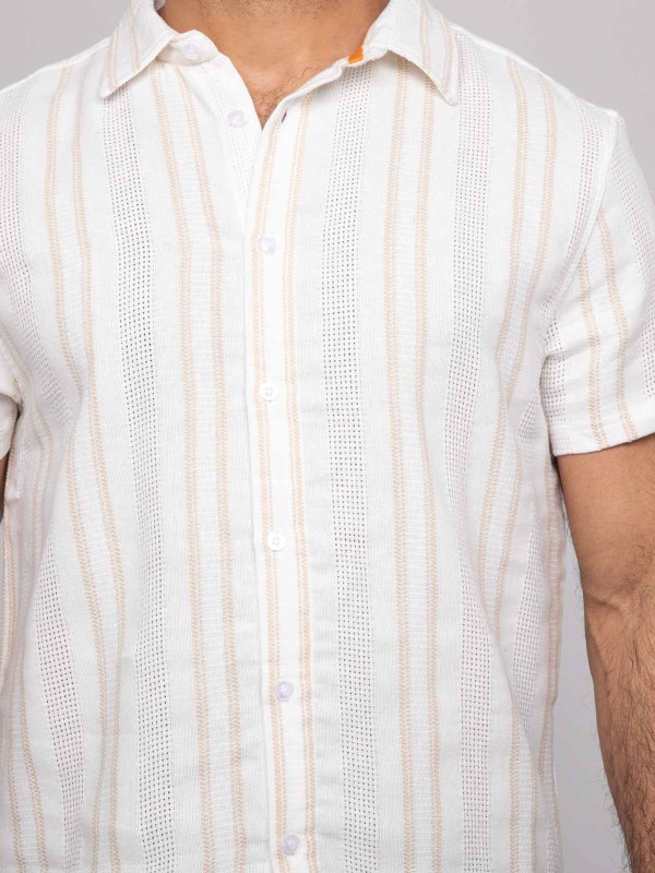 Chemise manches courtes...