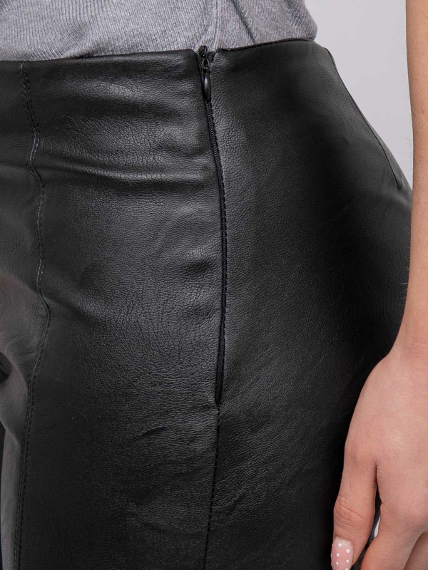 Pantalon effet cuir taille...