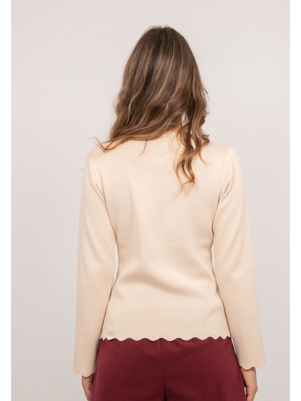 Pull fin festonné col rond...