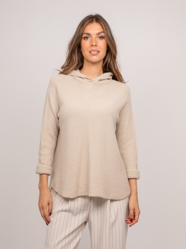 Pull capuche maille douce...