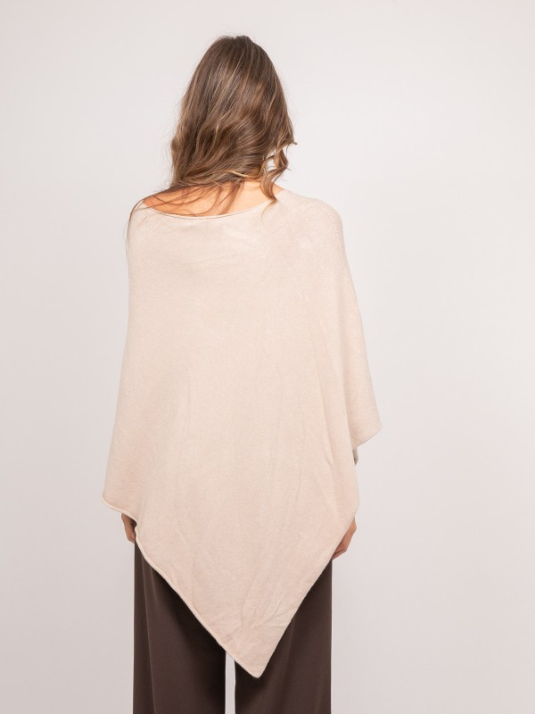 Pull poncho asymétrique...