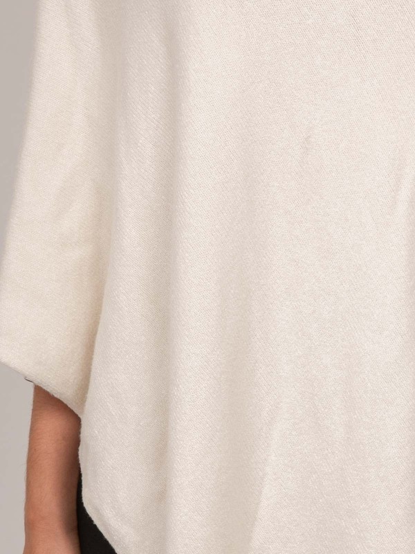 Pull poncho asymétrique...