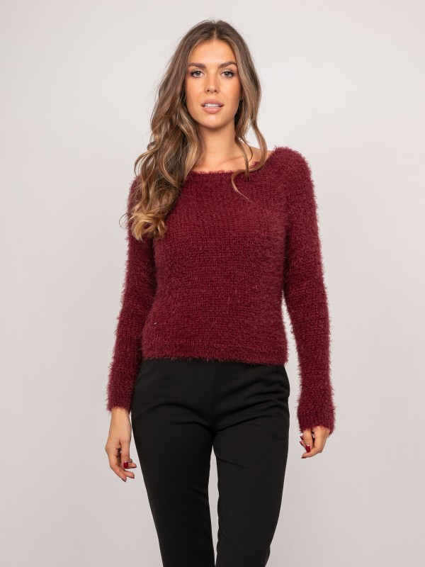 Pull court en maille poilue...