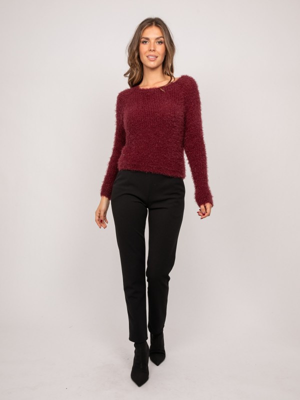 Pull court en maille poilue...