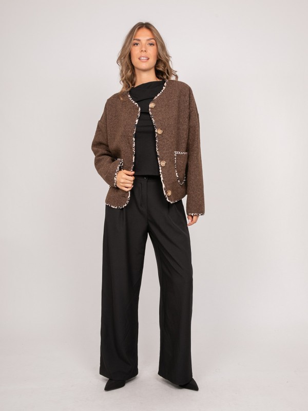 Veste courte en lainage...