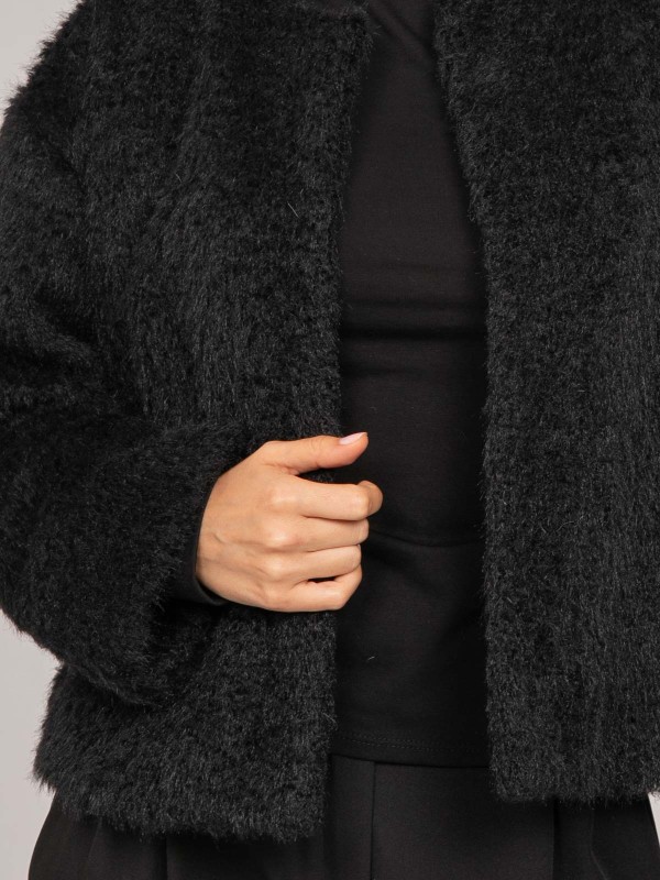 Veste courte maille poil...