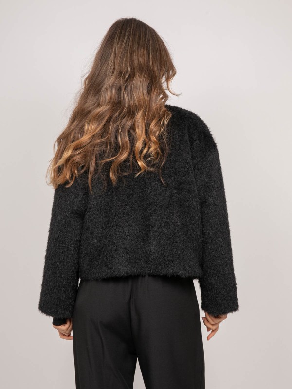 Veste courte maille poil...