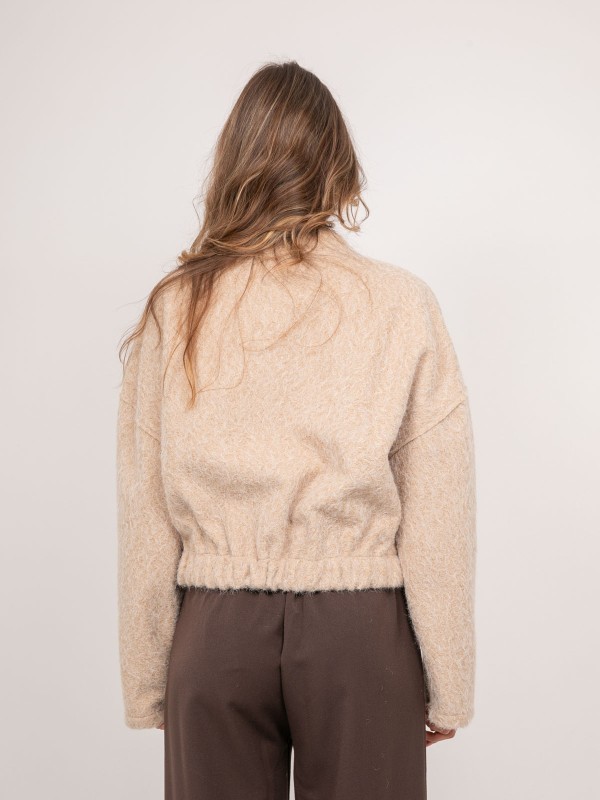 Blouson court en maille...