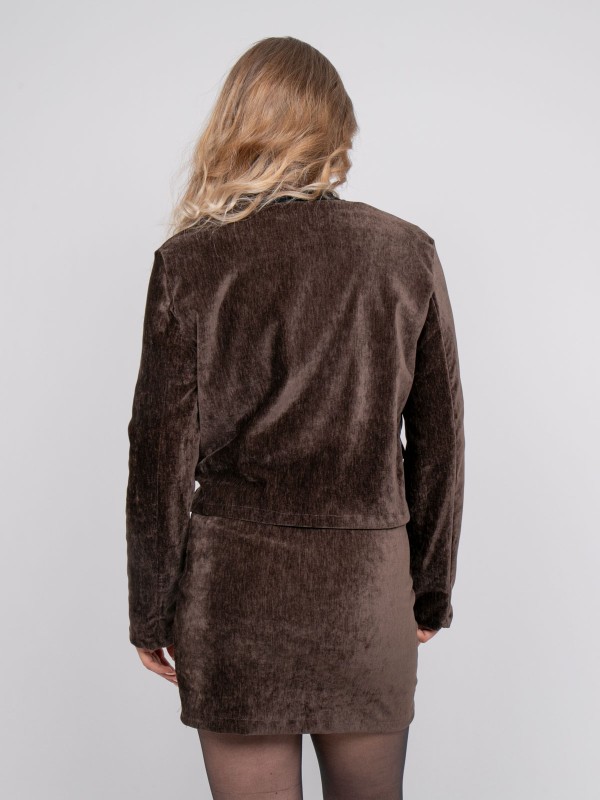 Veste courte effet velours...