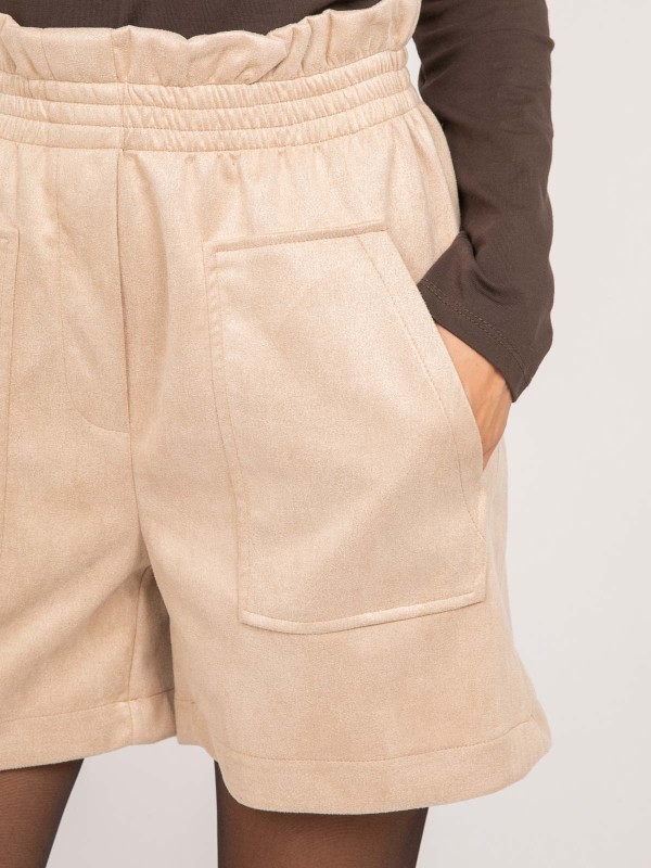Short taille haute suédine...