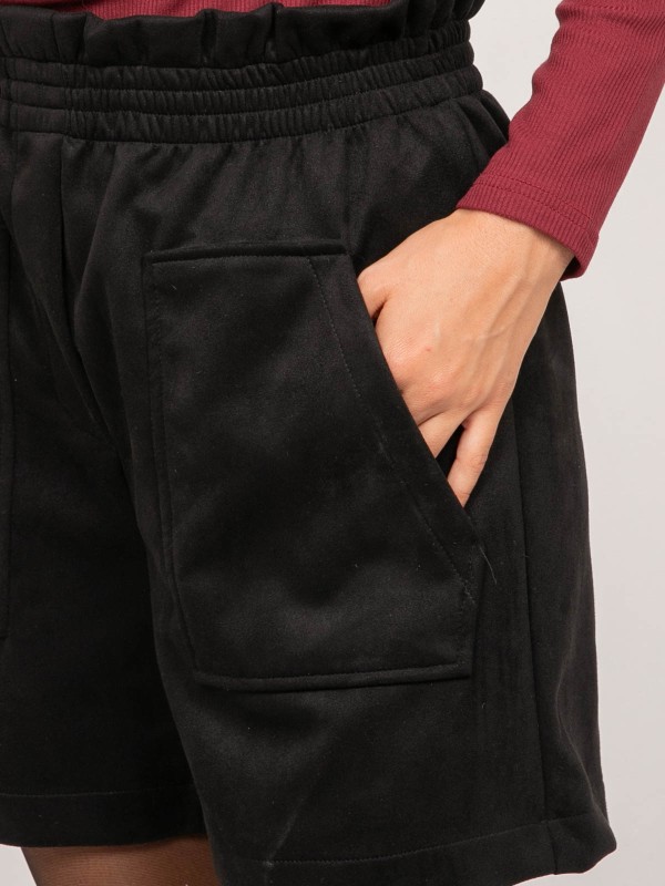 Short taille haute suédine...