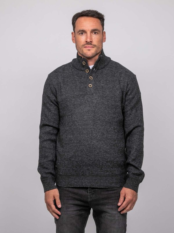Pull col montant boutonné...
