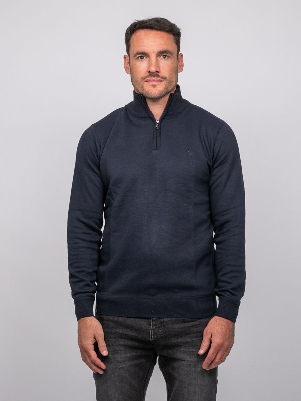 Pull col montant zippé...