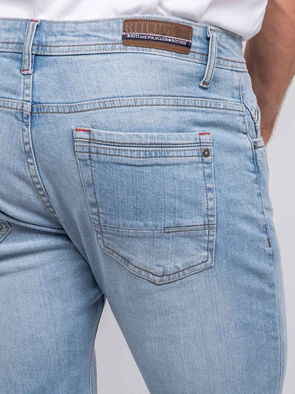 Jean stretch coupe ajustée...