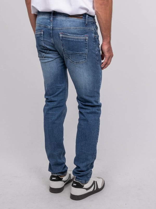 Jean stretch coupe ajustée...
